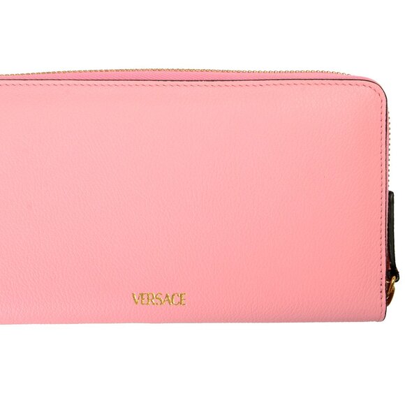 Versace Women\'s Baby Pink 100% Grainy Leather Medusa Head Zip Around Wallet